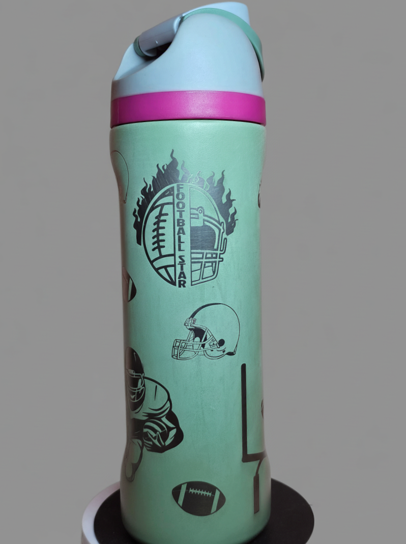 Football Star Sip and Pour Style 24oz Cups